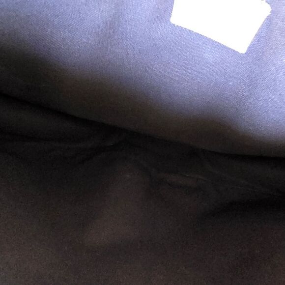 Louis Vuitton Menilmontant MM - Picture 11 of 16